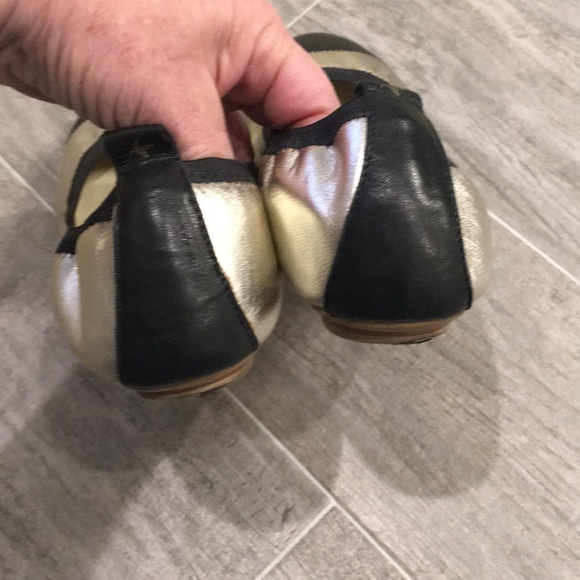 Very Lovely Soles Geneva Ballet Flat - Picture 7 of 8